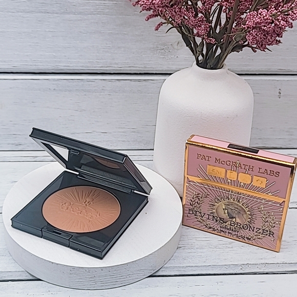 PAT McGrath Labs Divine Bronzer - Picture 3 of 7